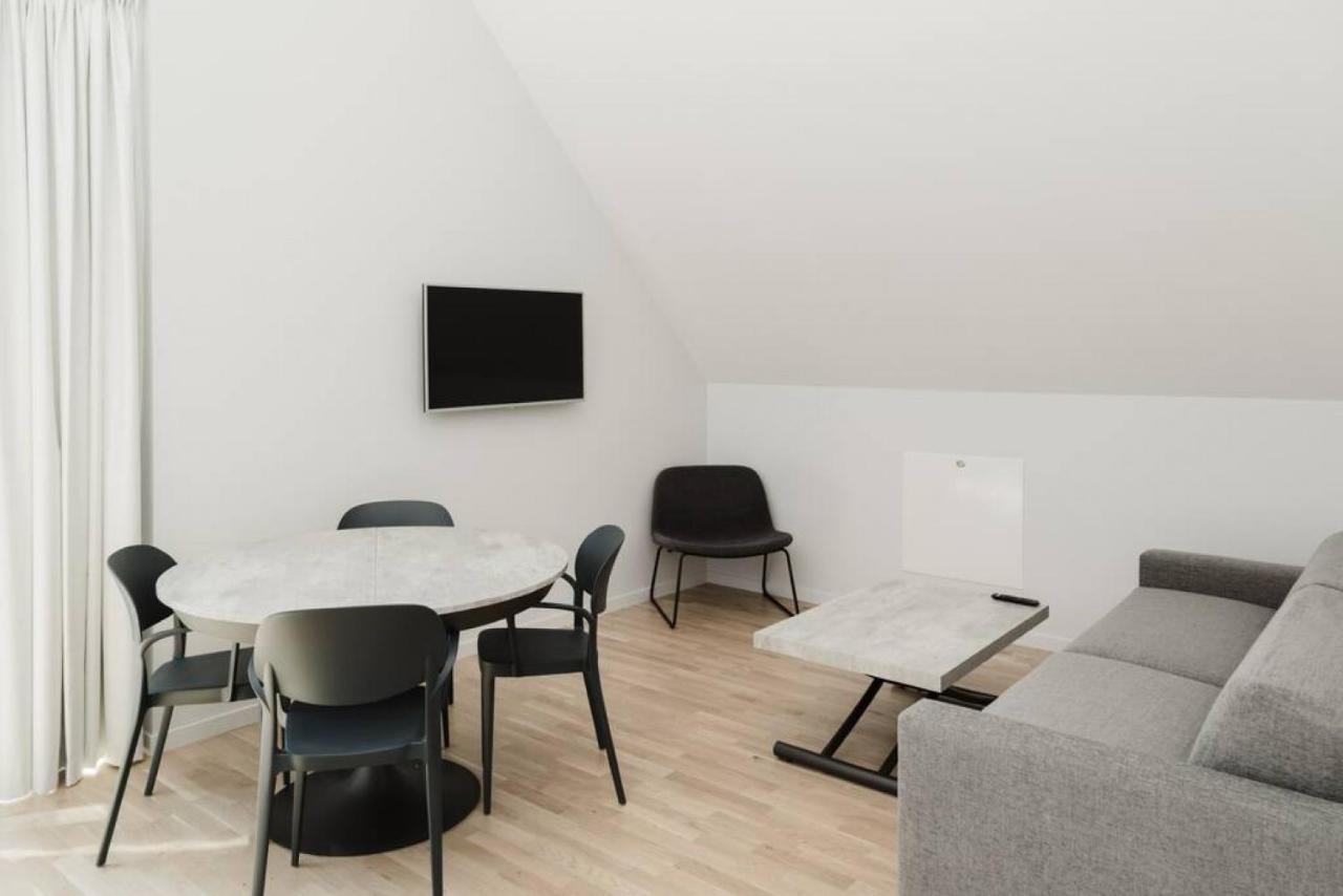 All In One Loft With Balcony And Free Parking Lidingö Exterior foto
